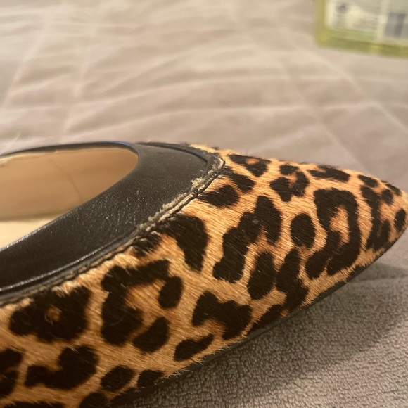 Stylish cheetah print shoes from Cole Haan size 5.5 B - Picture 3 of 7